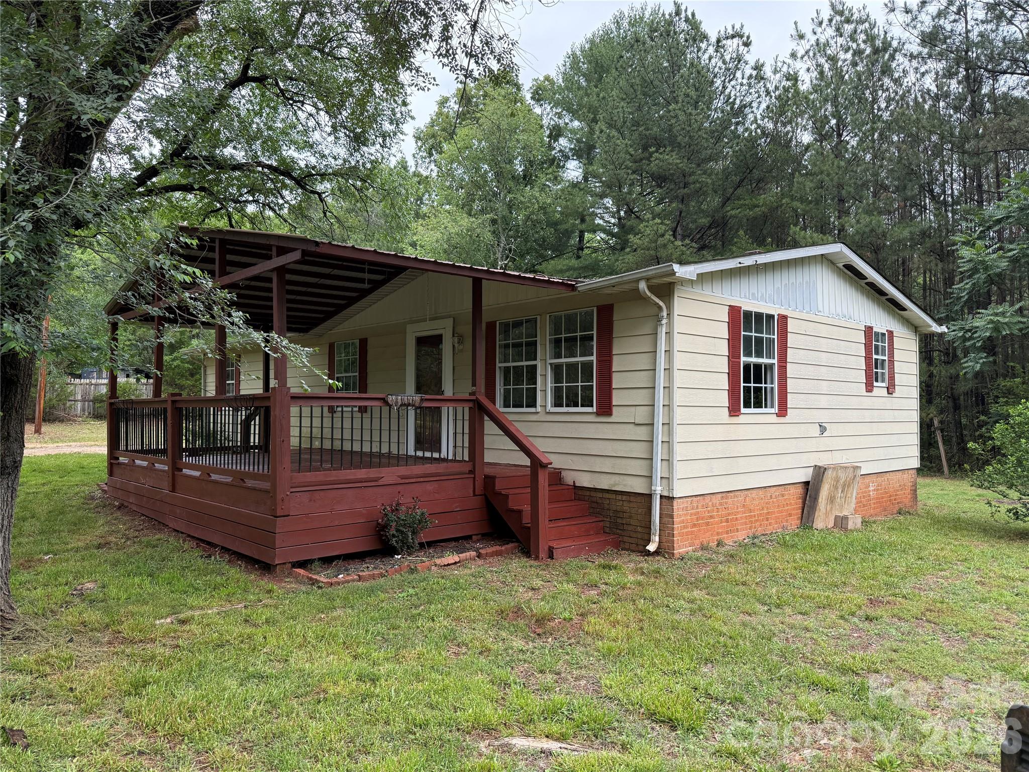 211 Corry Lane