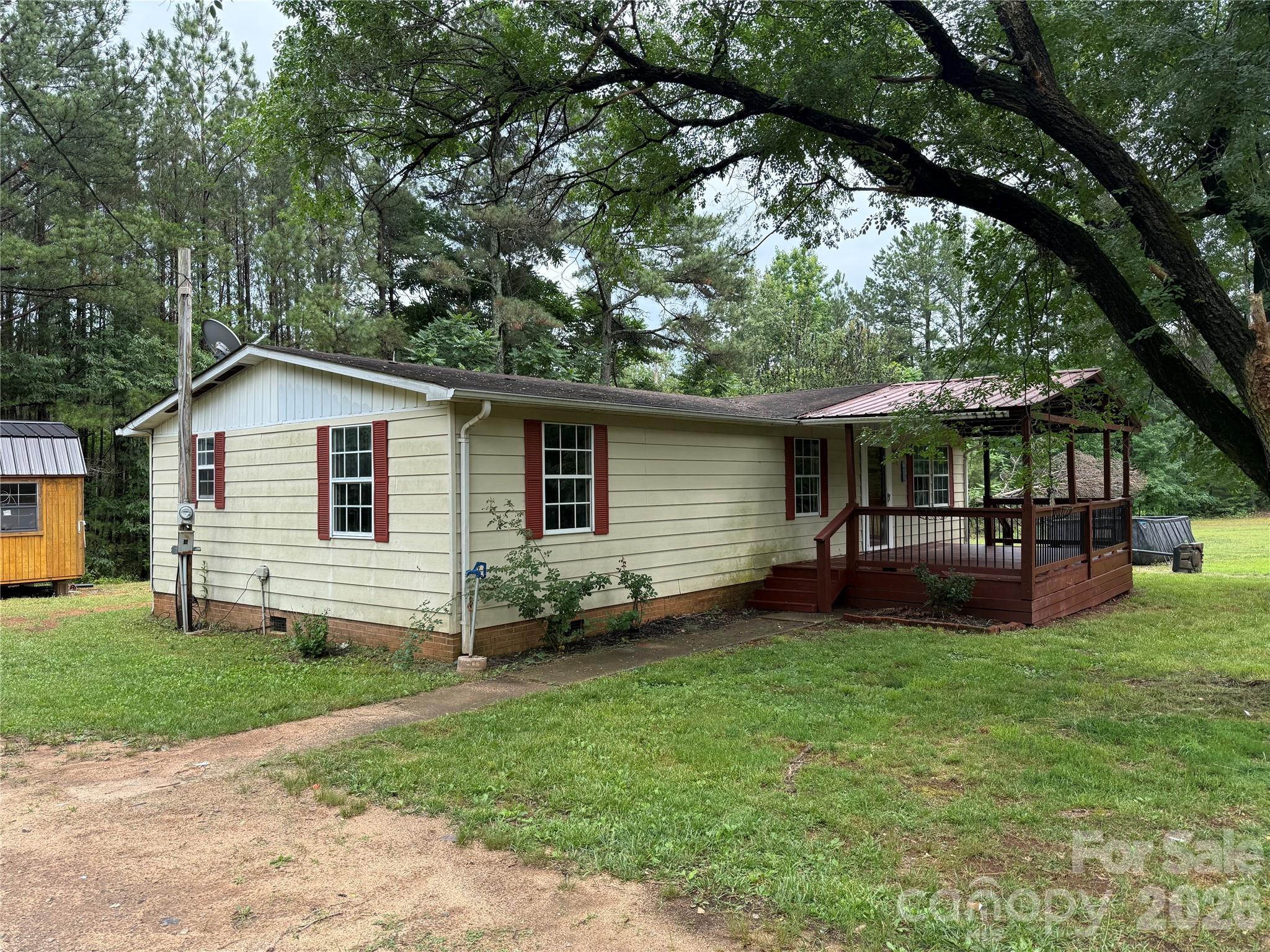 211 Corry Lane