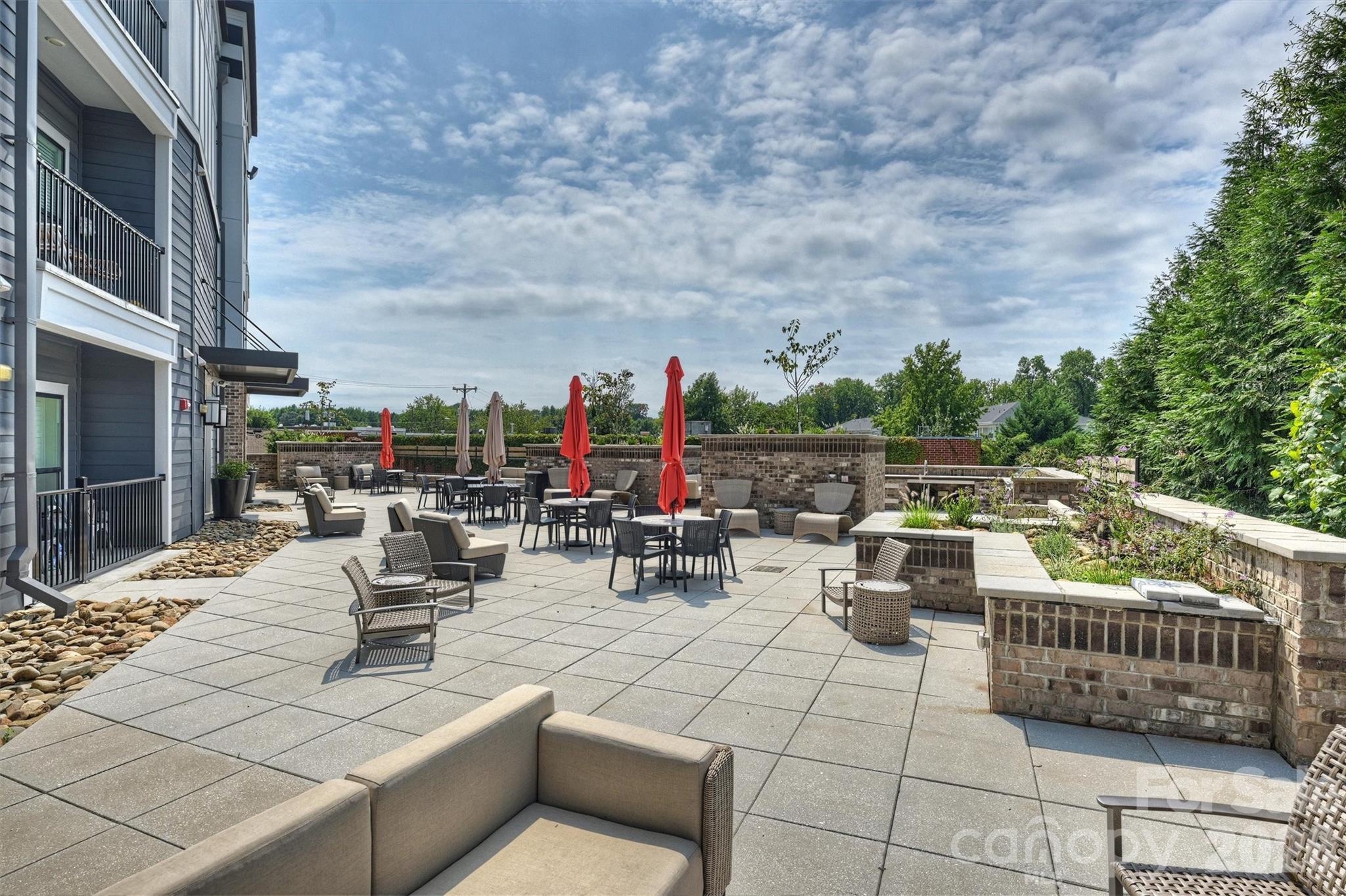 The Arts District - Residential