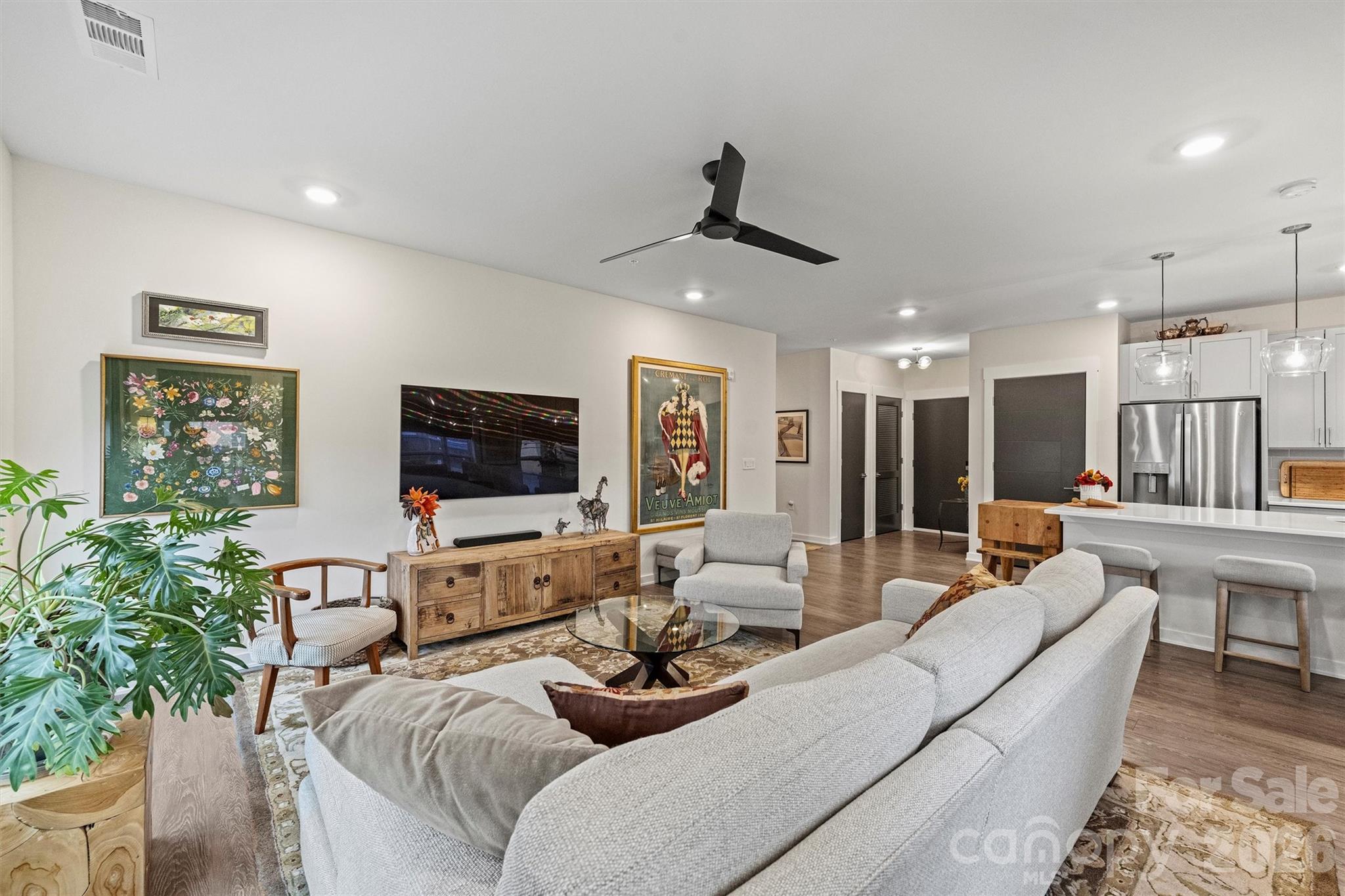 The Arts District - Residential