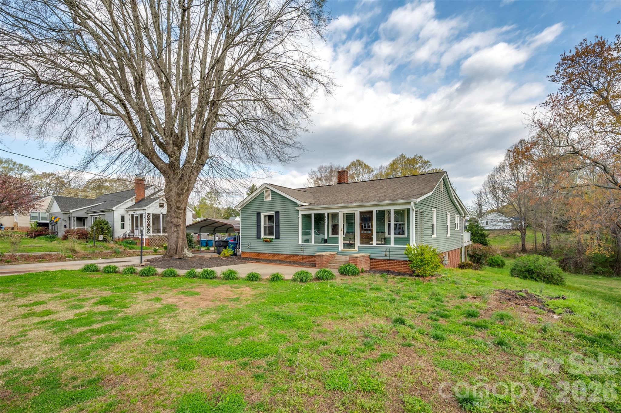 411 Arlington Street