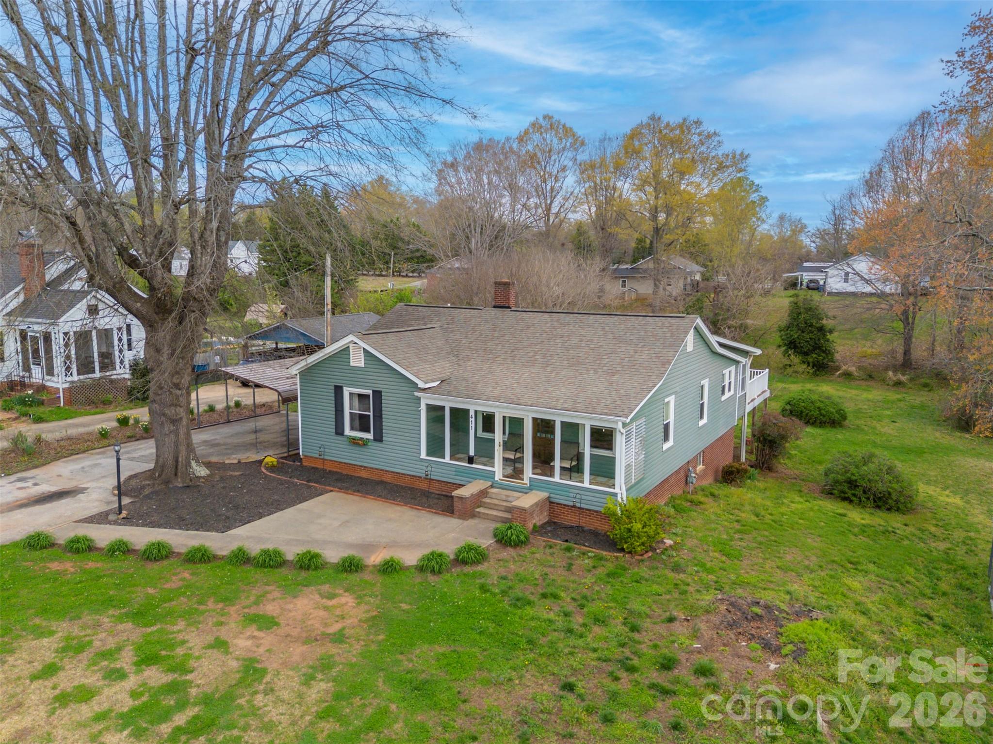 411 Arlington Street