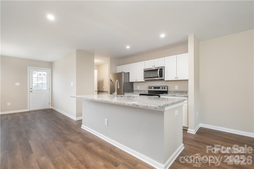 86 White Street NW