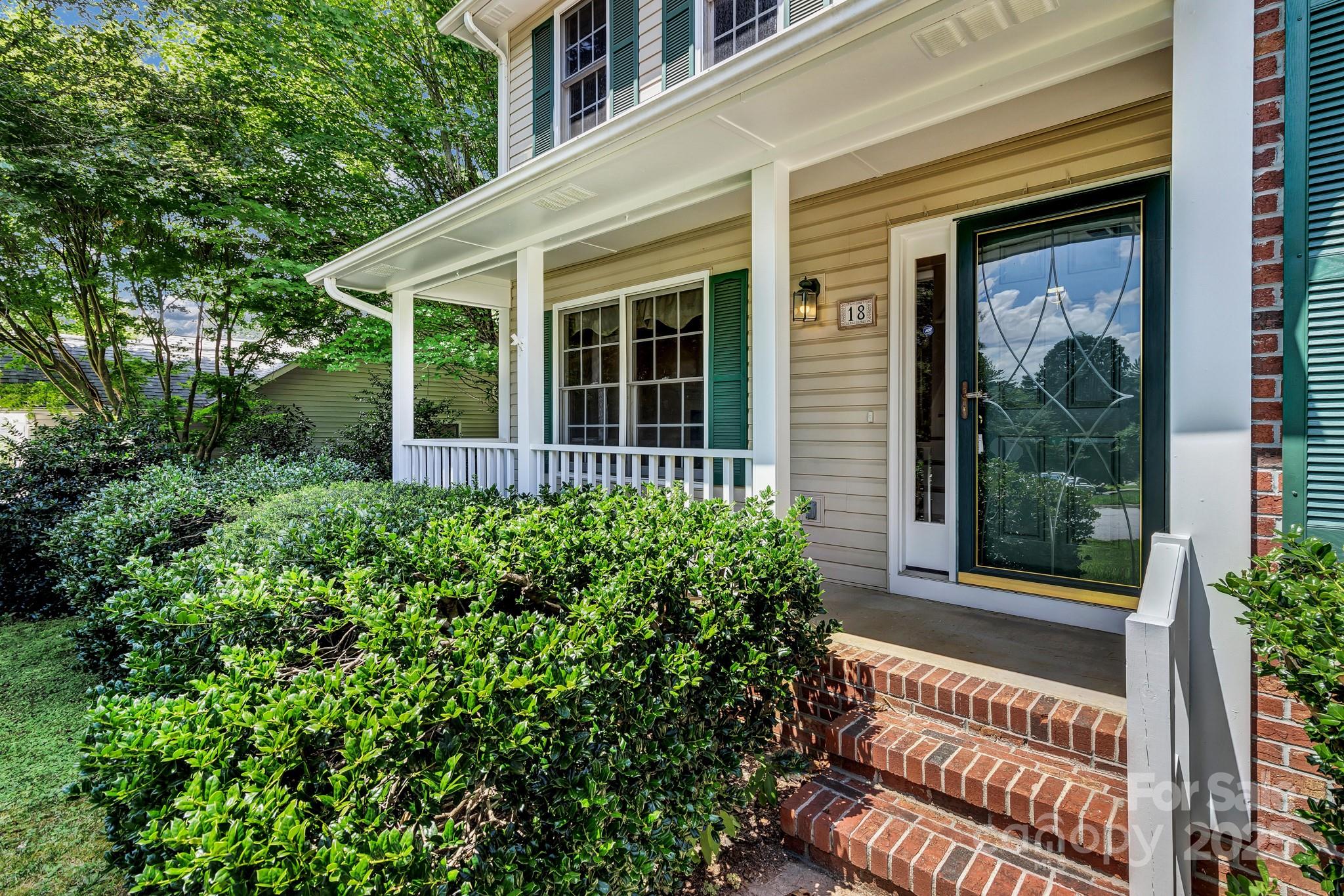 18 Southchase Drive