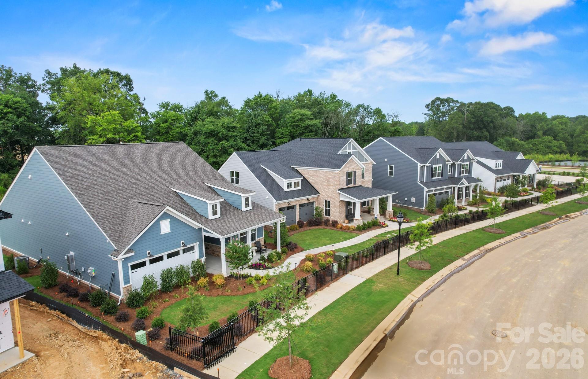 1613 Riverbend Avenue