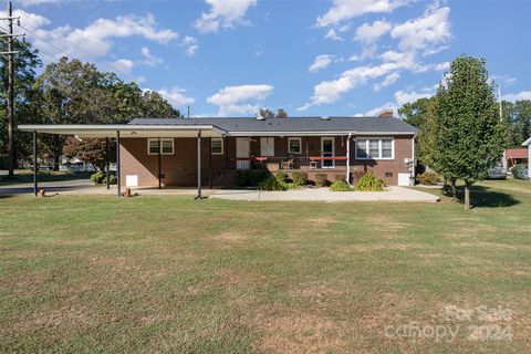 A home in Kings Mountain