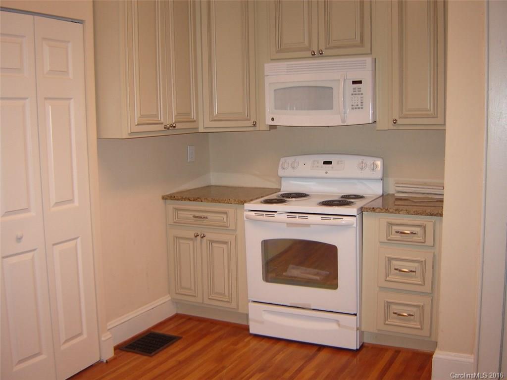 Oakhurst - Residential Lease