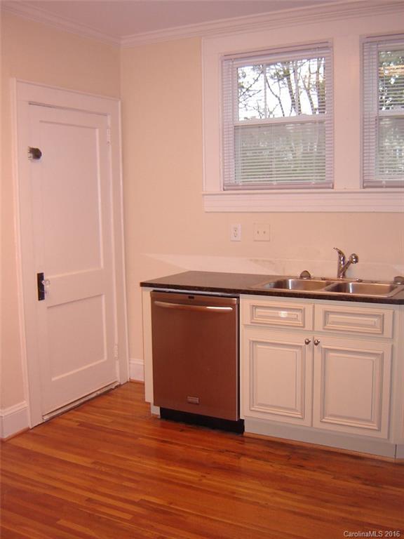 Oakhurst - Residential Lease