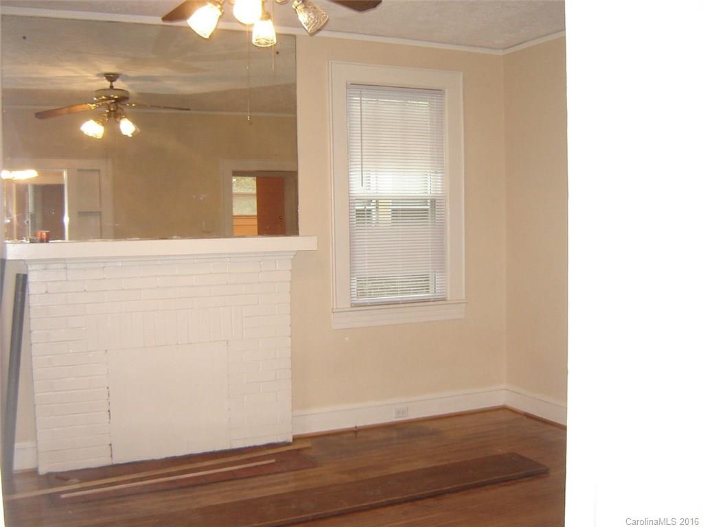 Oakhurst - Residential Lease