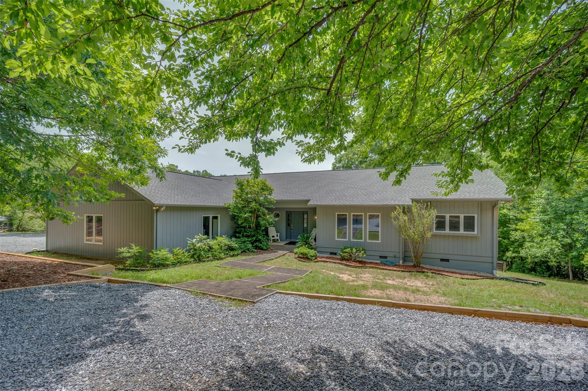 441 Lower Ridgeview Road