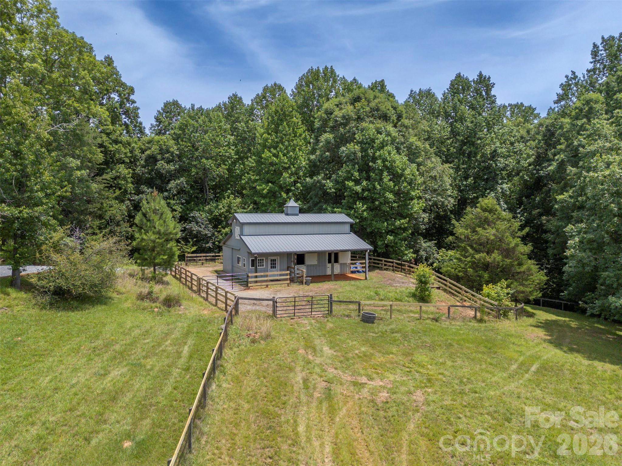 441 Lower Ridgeview Road