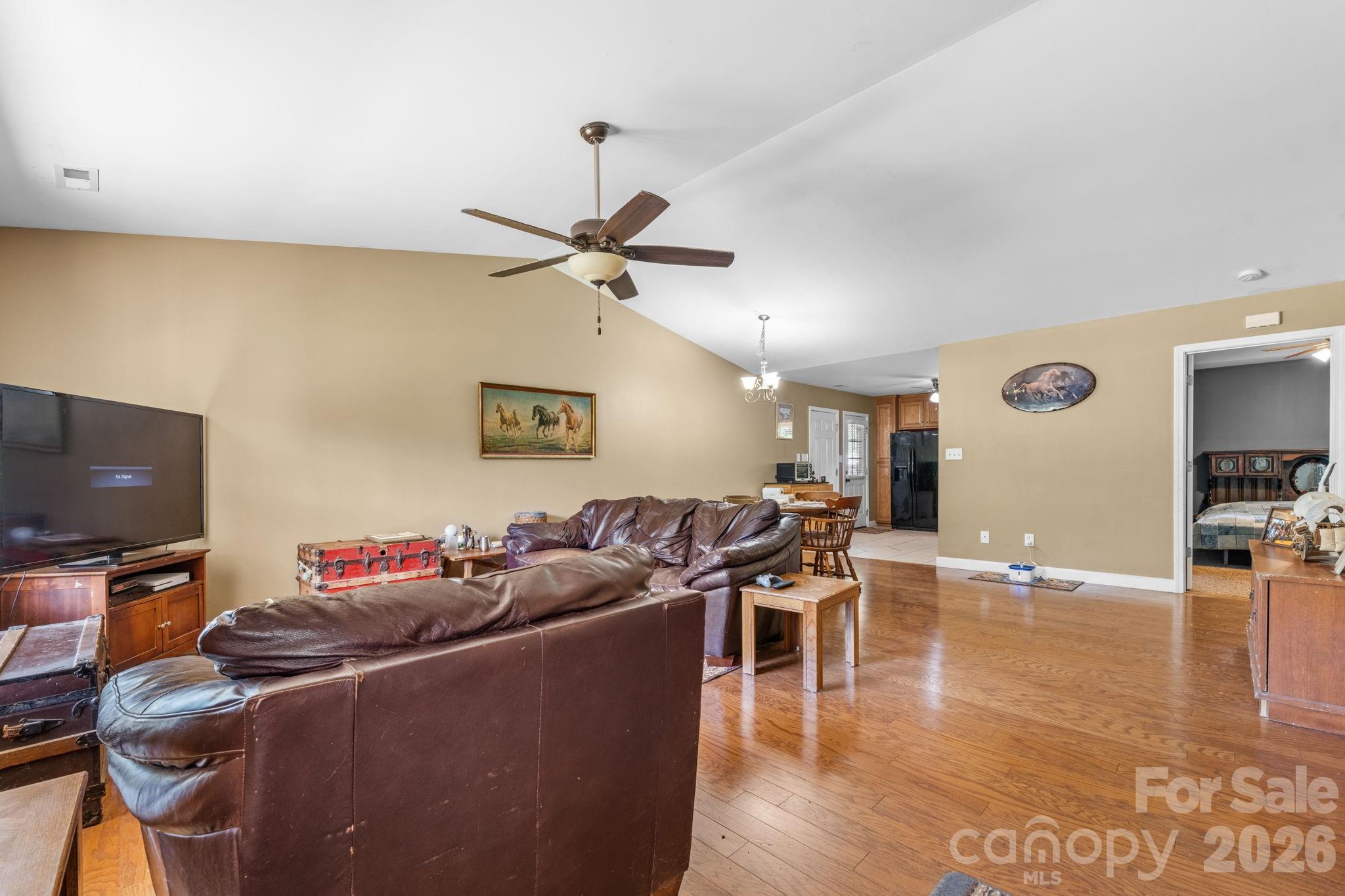 3844 Bridle Path Drive