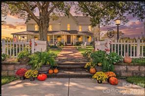 Photo of 3453 Plateau Road, Newton, NC 28658 (MLS # 4435886)