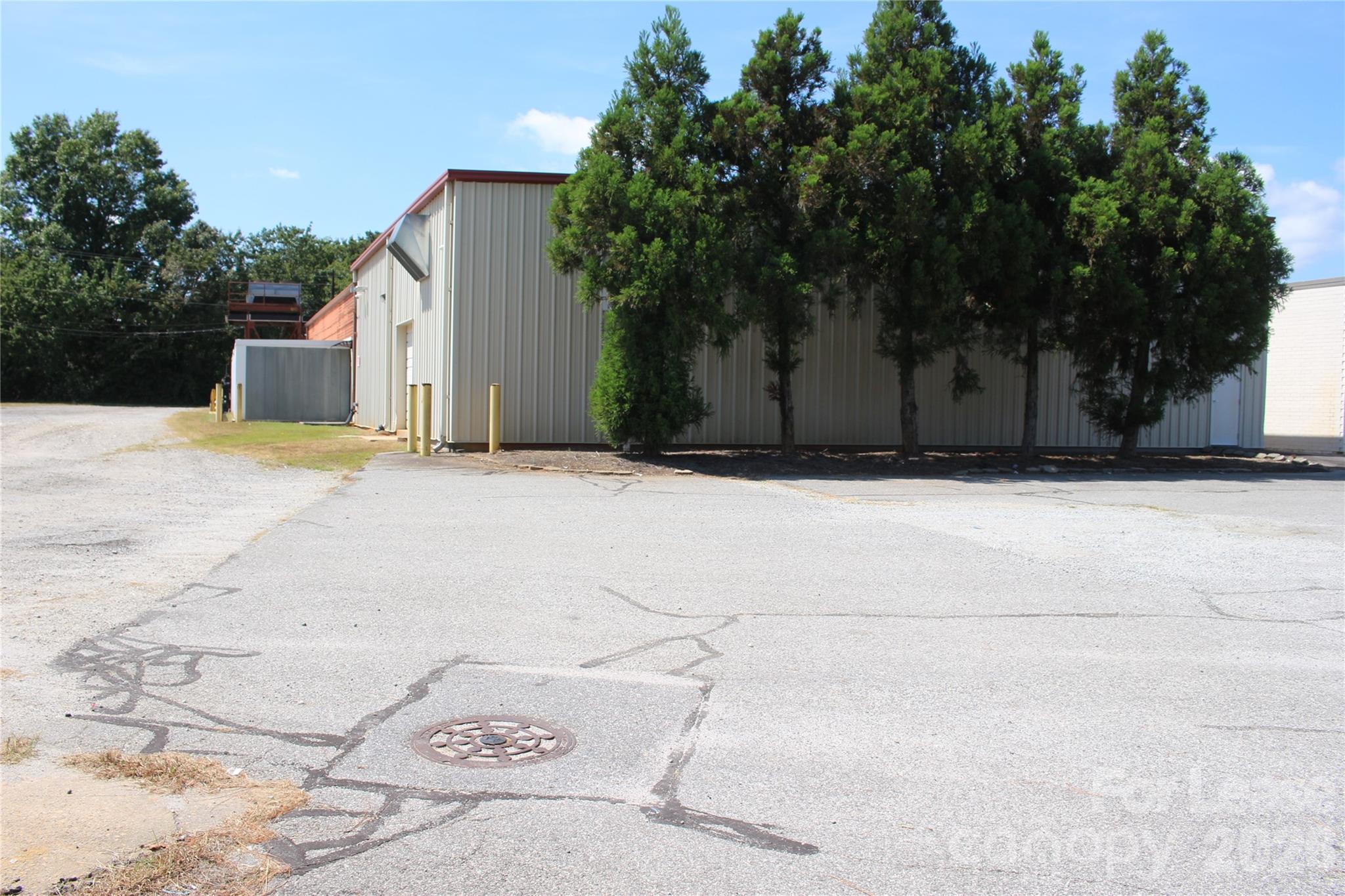 3339 1st Avenue SW Warehouse