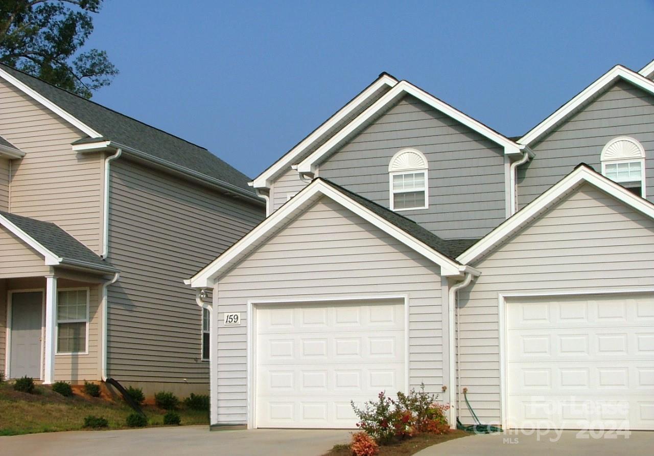 The Clusters - Residential Lease