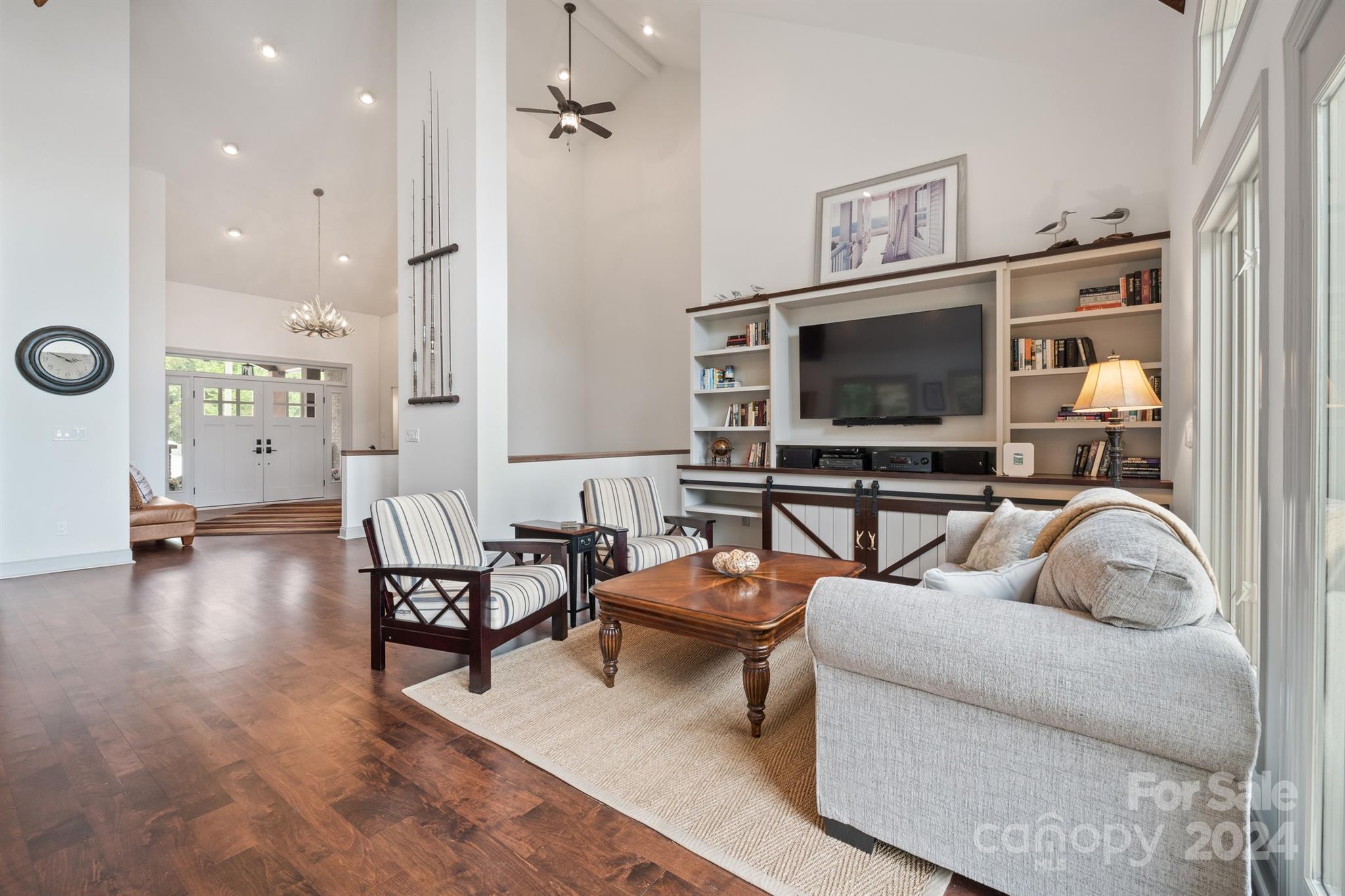 Riviera Run - Residential