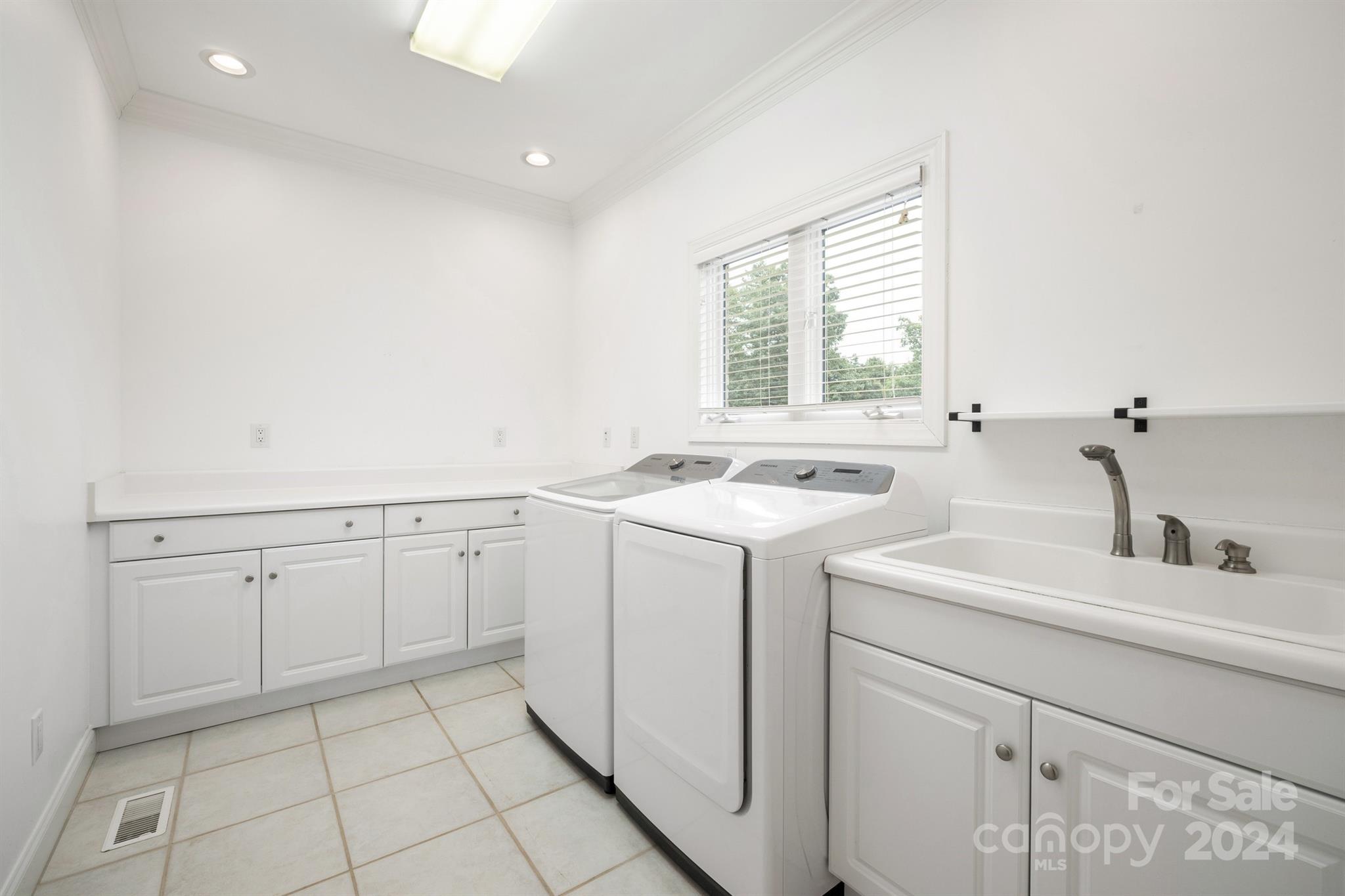 Riviera Run - Residential