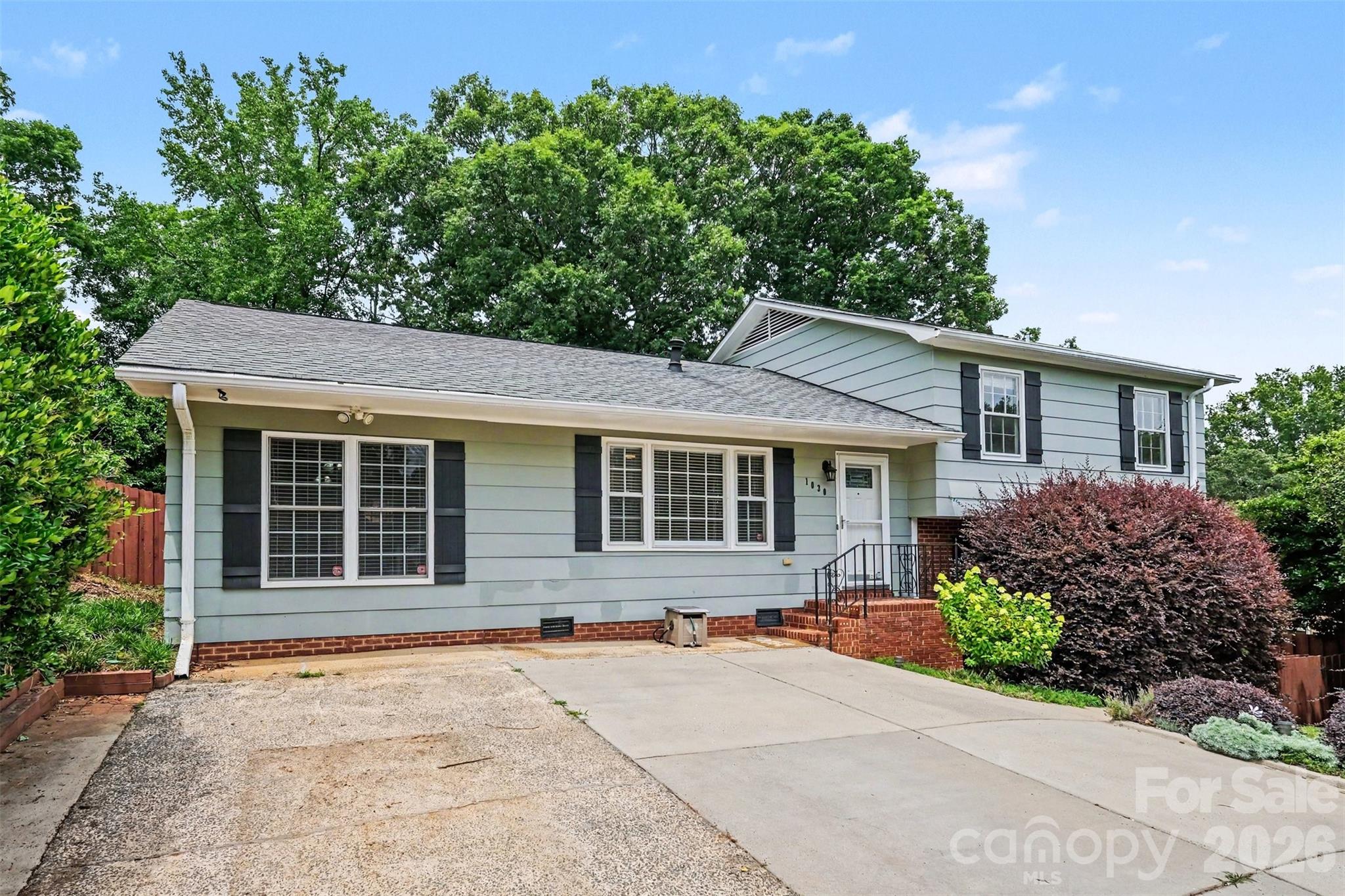 1030 Mclaughlin Drive