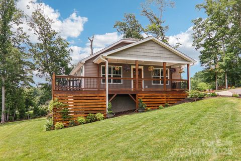 135 Ivey Farms Road Candler NC 28715