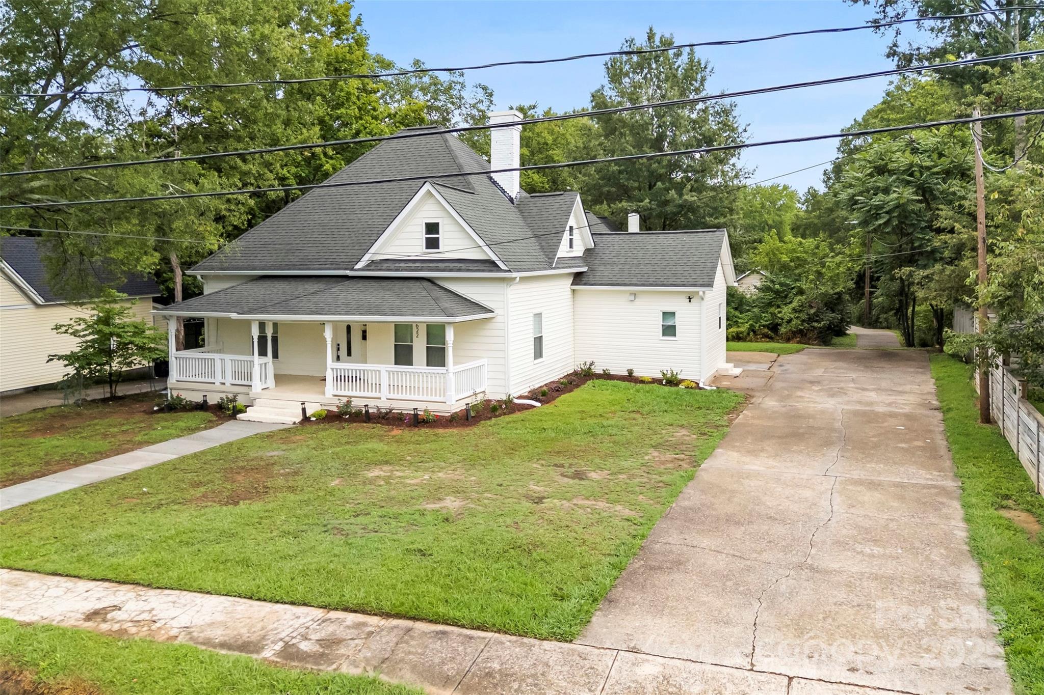 622 Oak Street