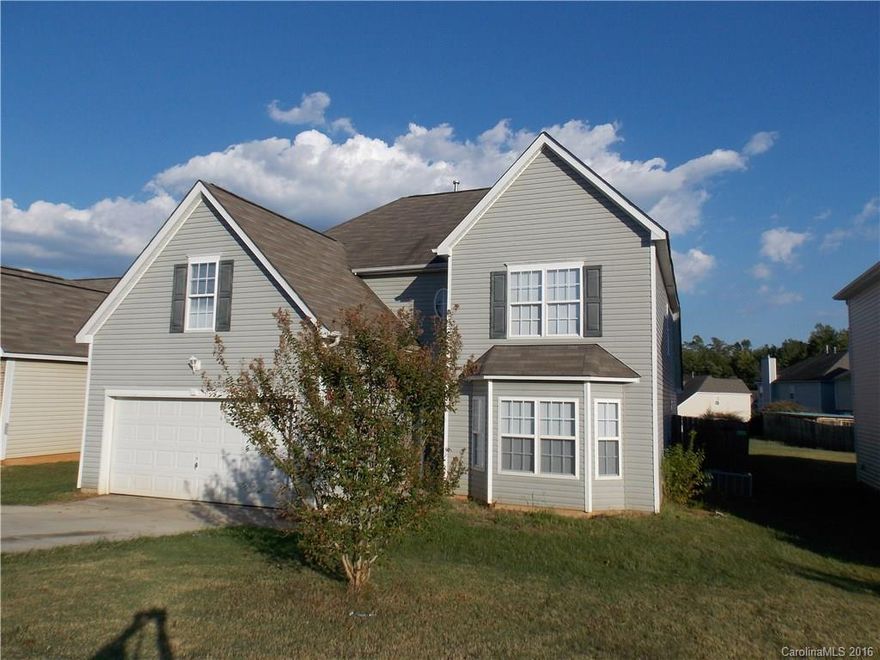 This home boast a specious space with an open floor plan and high ceilings.  You will love the two story great room with the fireplace. 5 bedrooms with 4 full baths and 1/2 bath. Formal living room that can be used as a home office. Large dining room. Large kitchen with a breakfast area. Sizable owner suite located on the main level. Vaulted ceiling. His & Her walk-In master closer. Upstairs large loft area. Bedroom 2 & 3 share a bath (Jack & Jill bath). Storage galore. easy commute close to I77