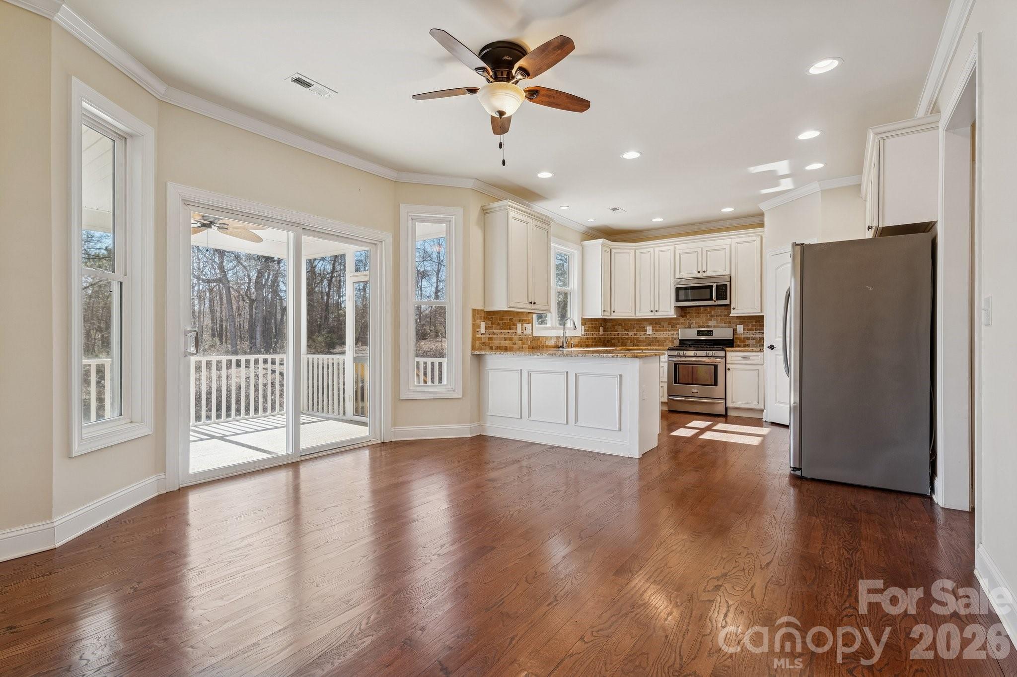 Stoneridge Lakes - Residential