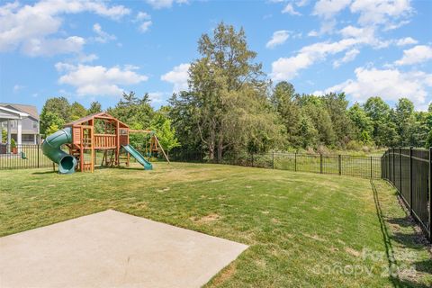 A home in Huntersville