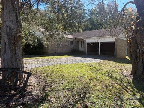 1728 Nc 109 Highway N Wadesboro NC 28170