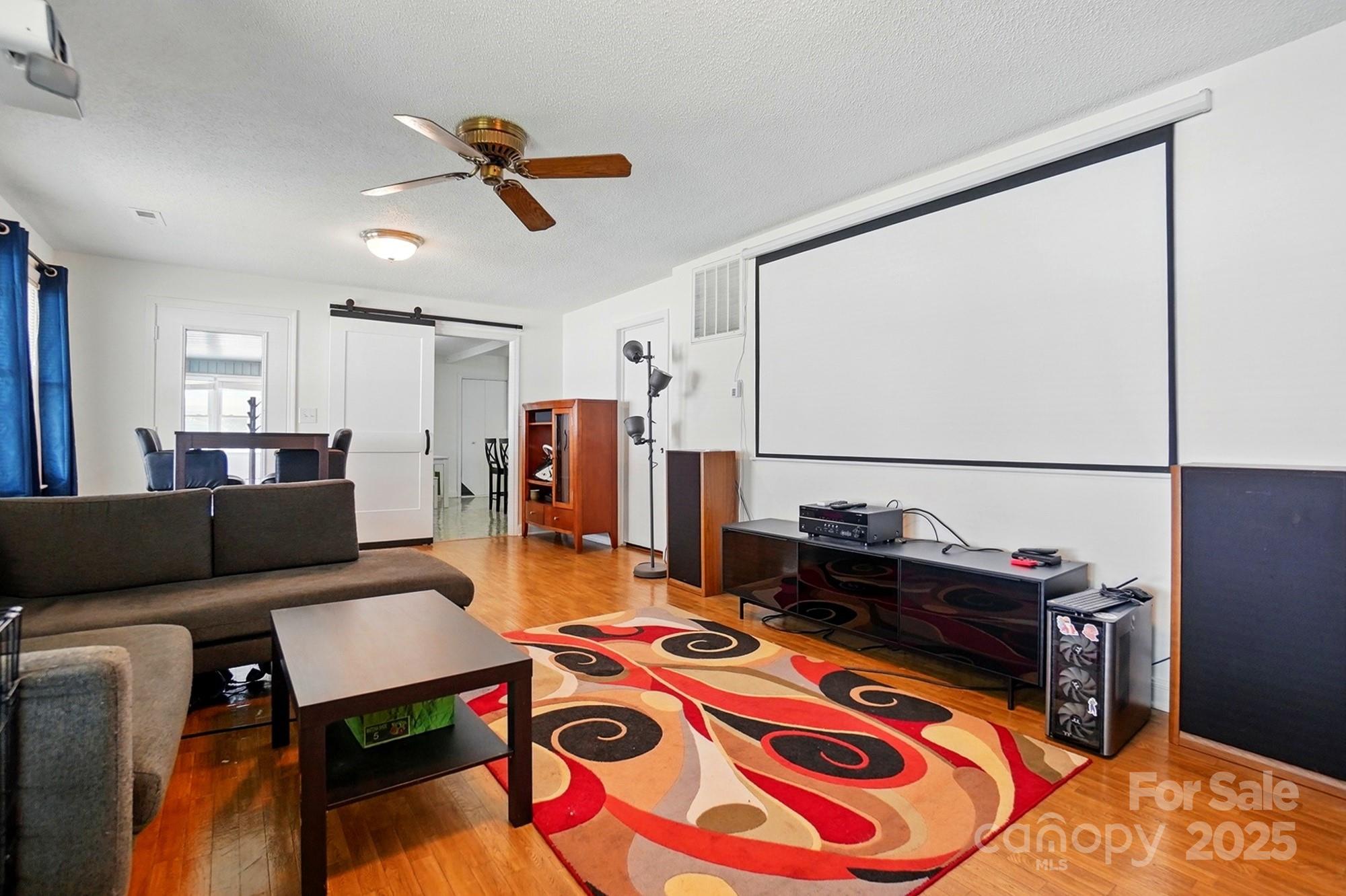 North Main - Residential