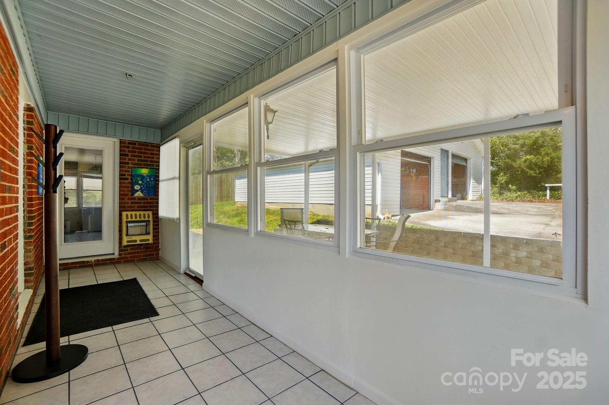 North Main - Residential