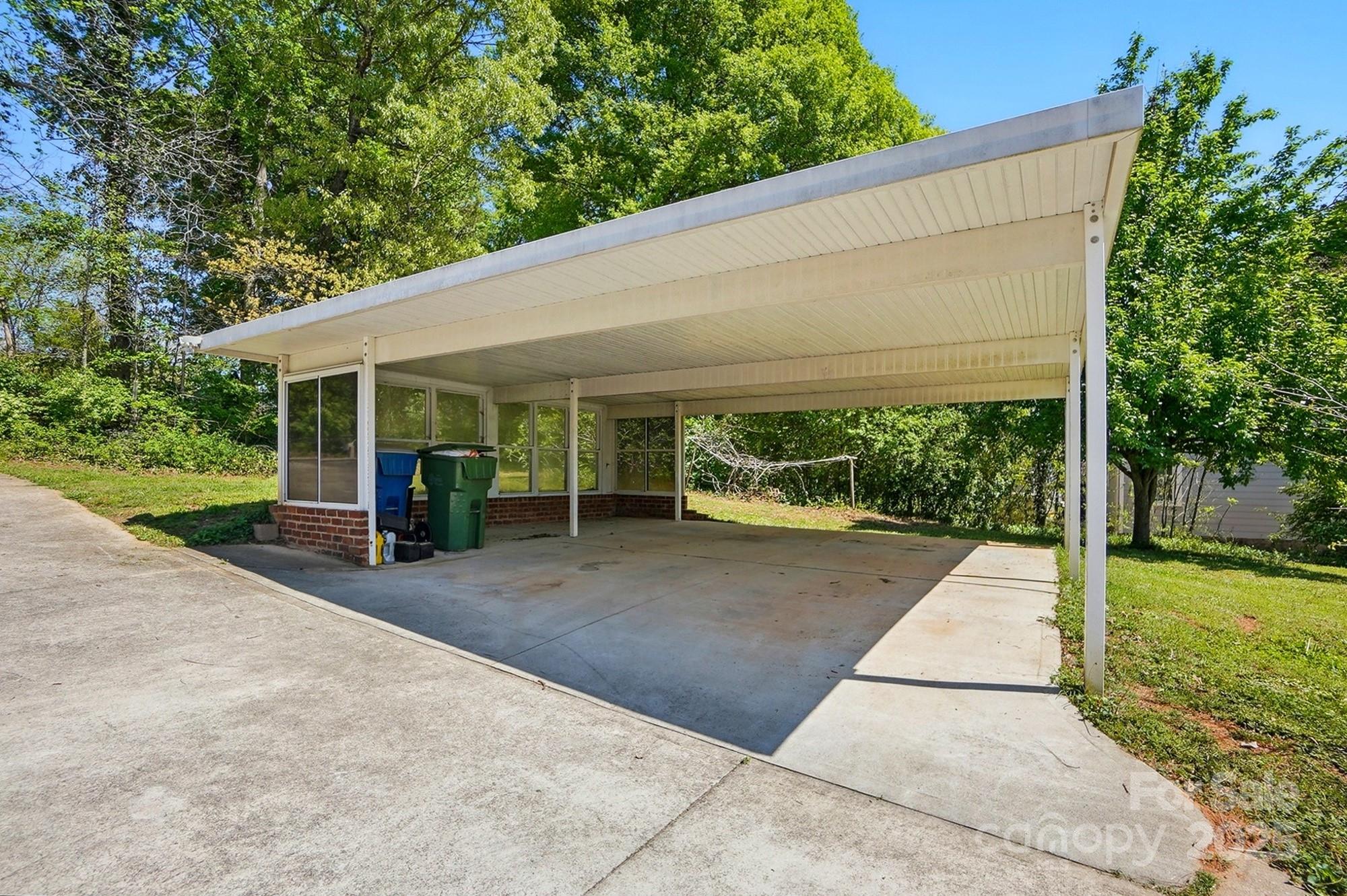 North Main - Residential