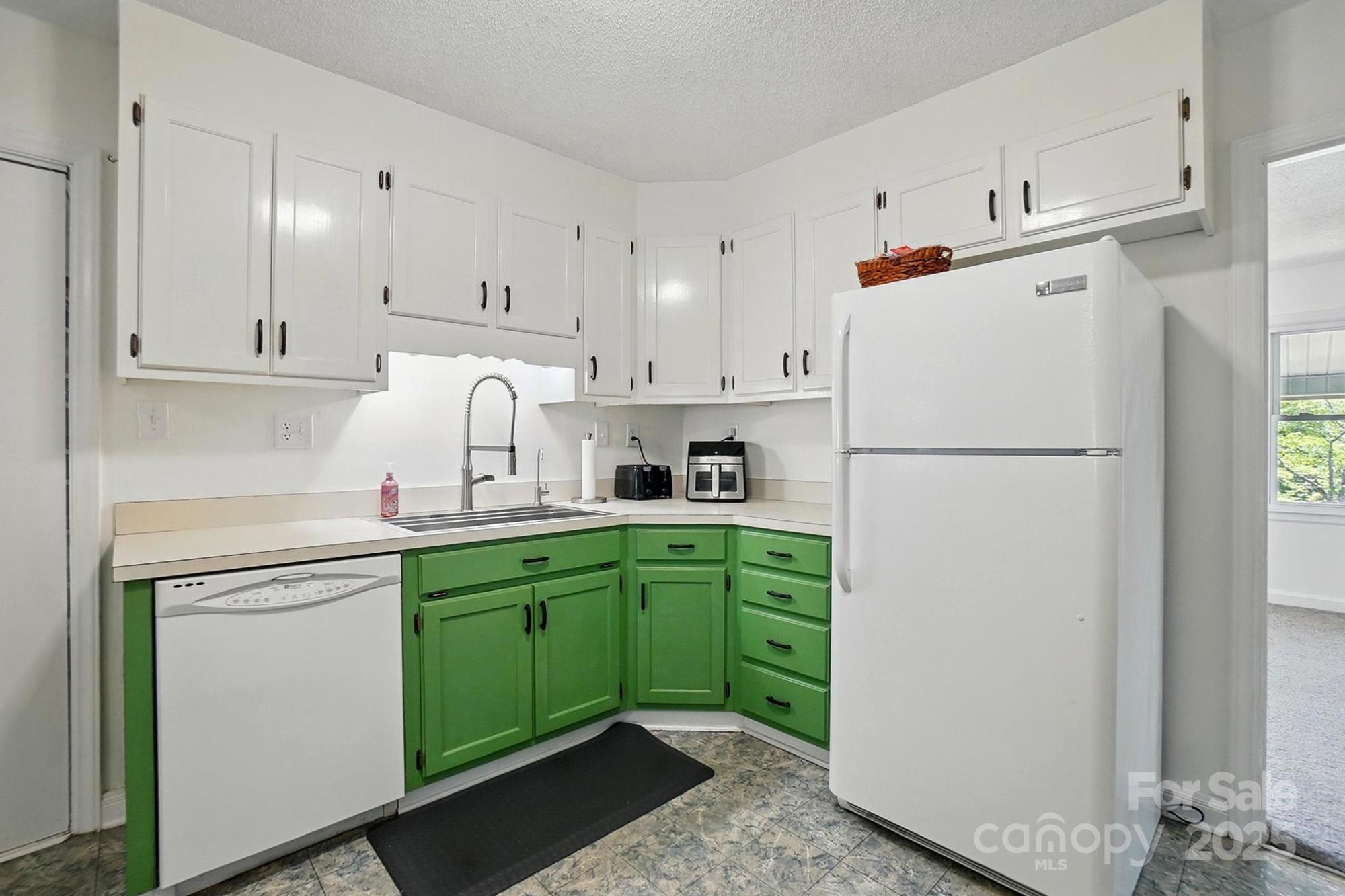 North Main - Residential