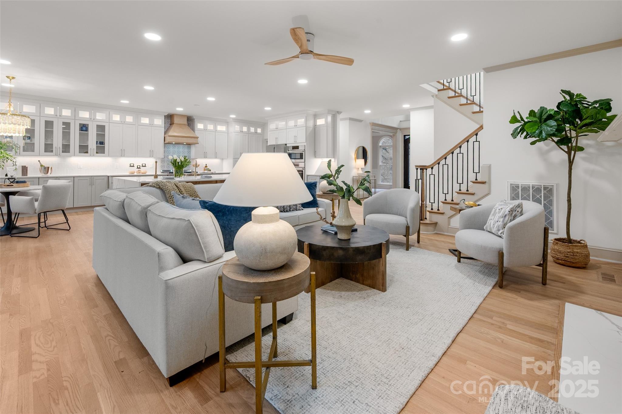 7829 Seton House Lane