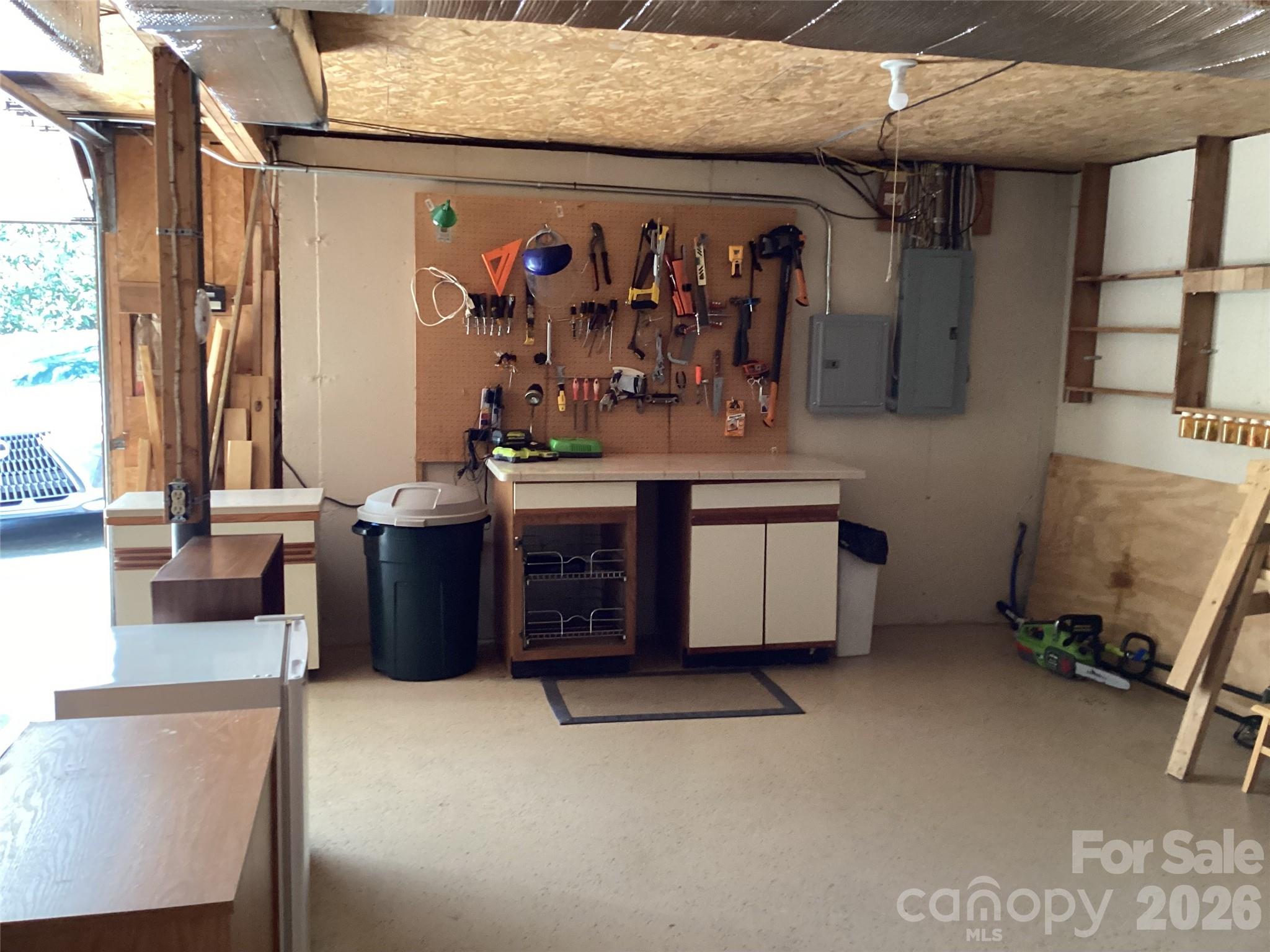 Christmount - Residential