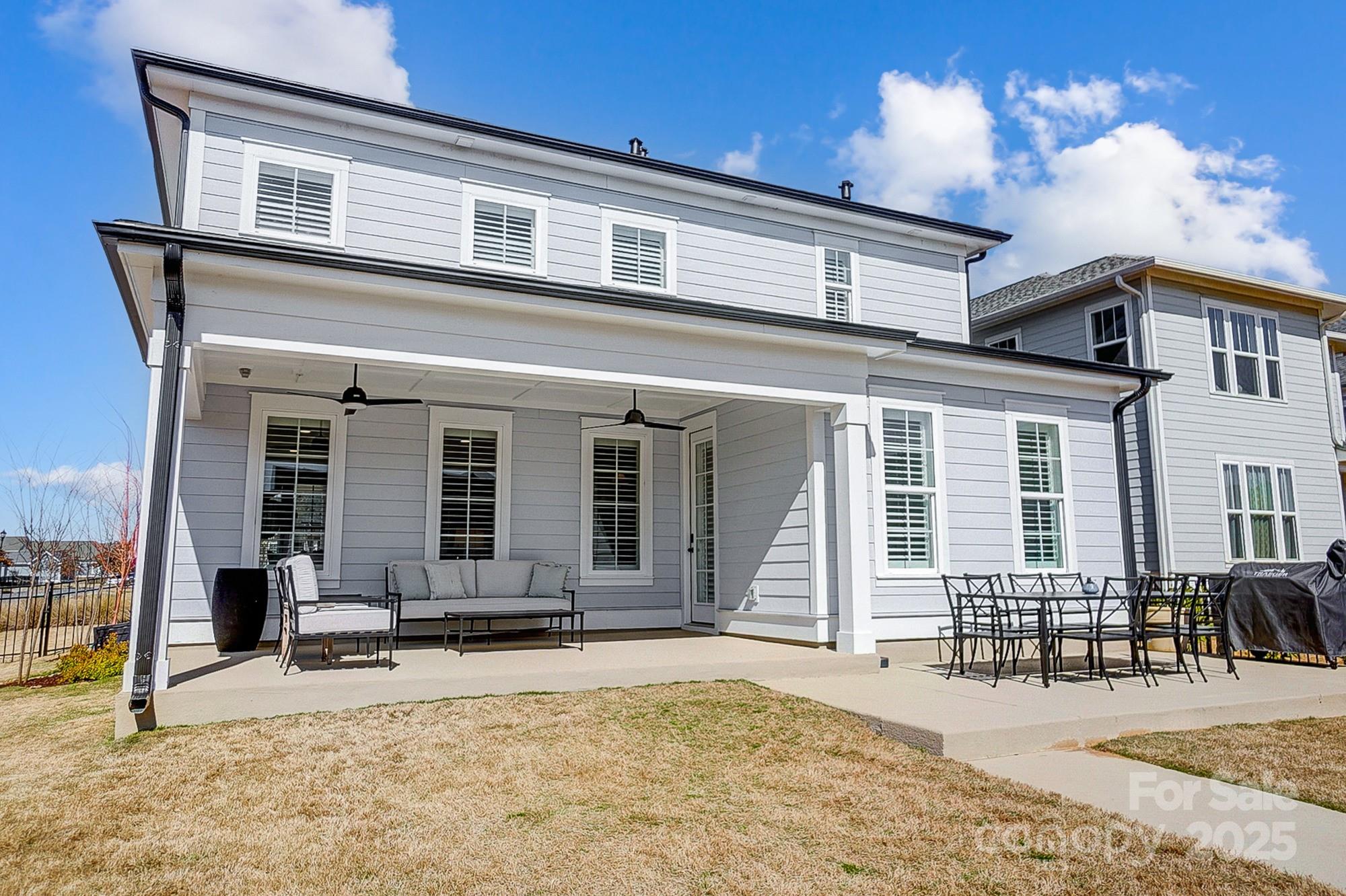 Riverwalk - Residential