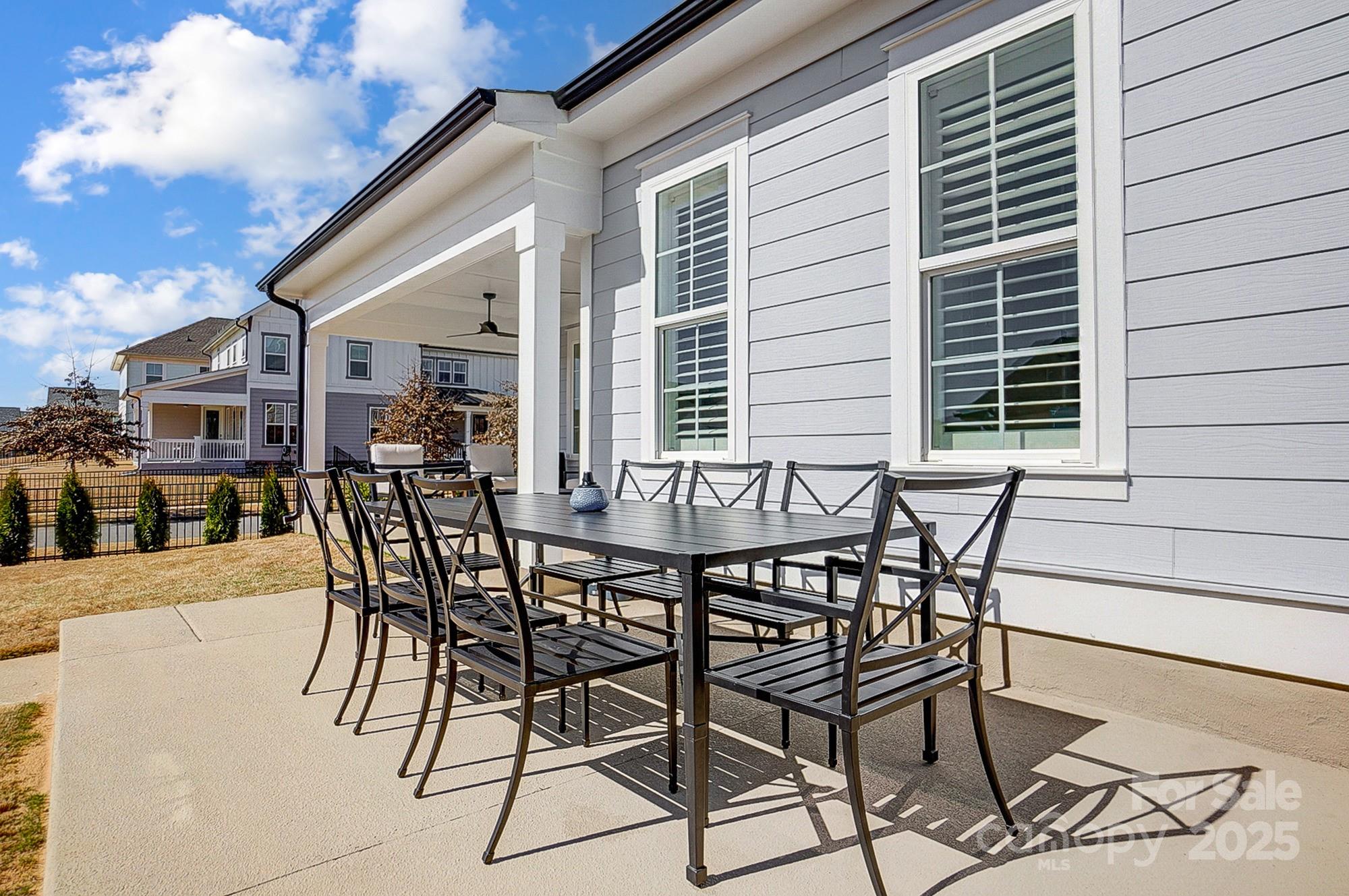 Riverwalk - Residential