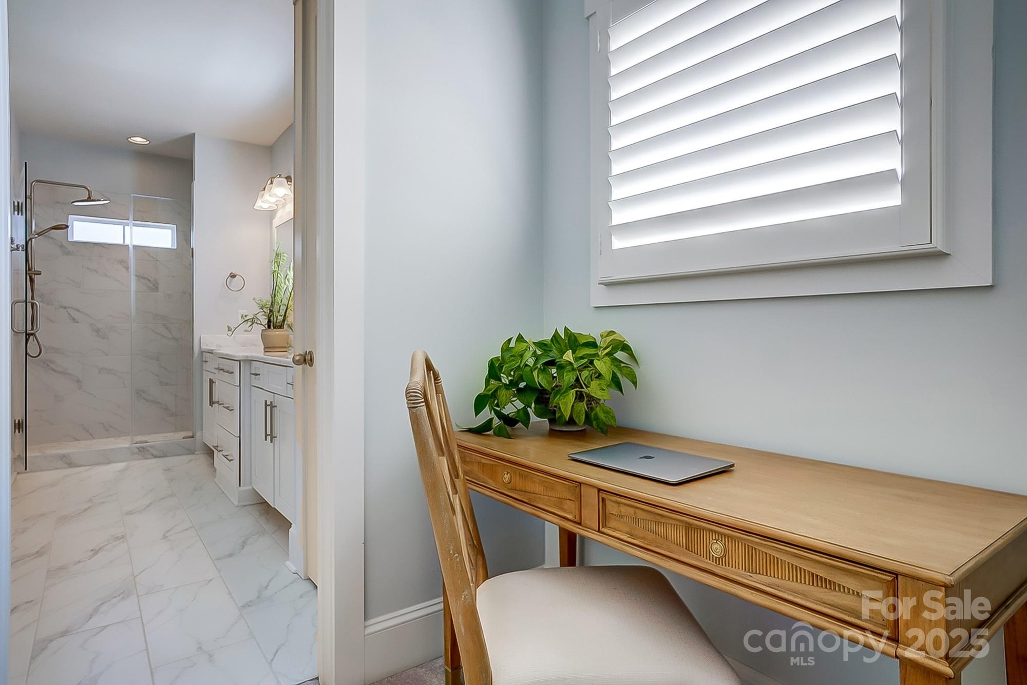 Riverwalk - Residential