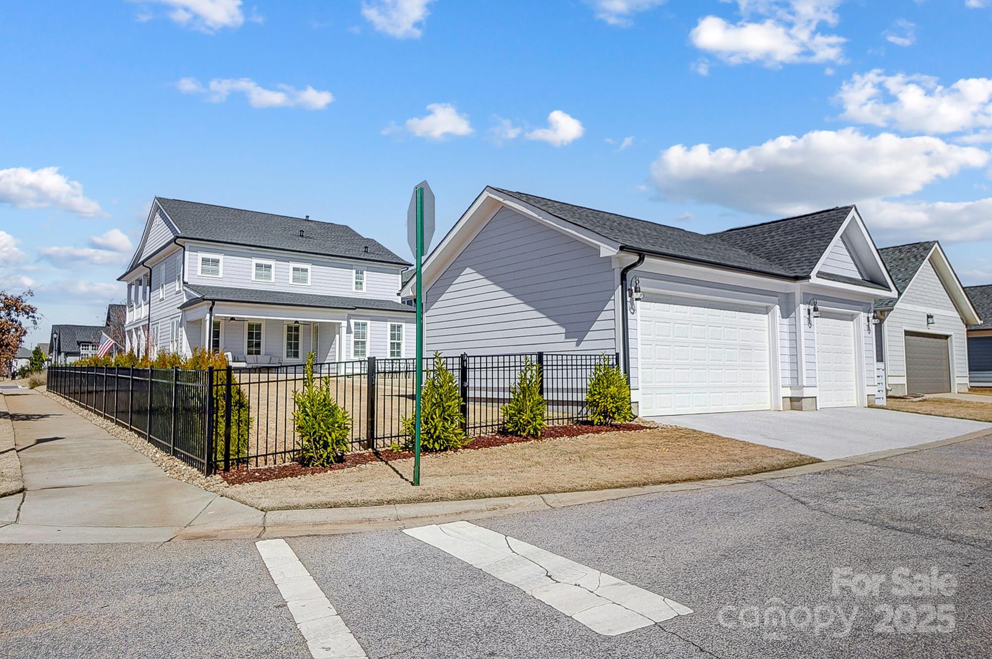 Riverwalk - Residential