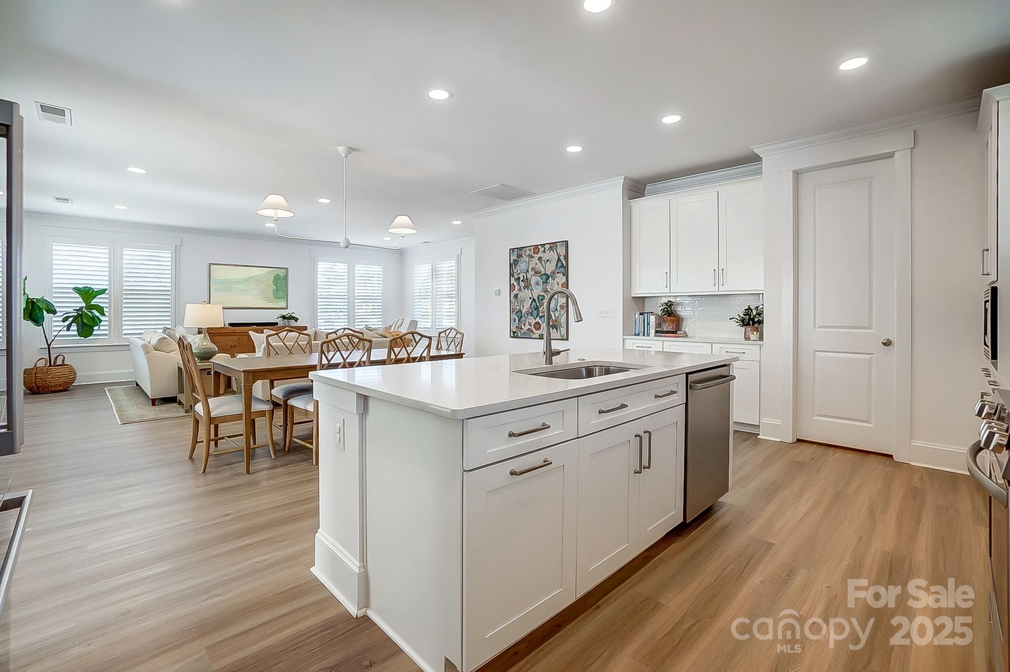 Riverwalk - Residential