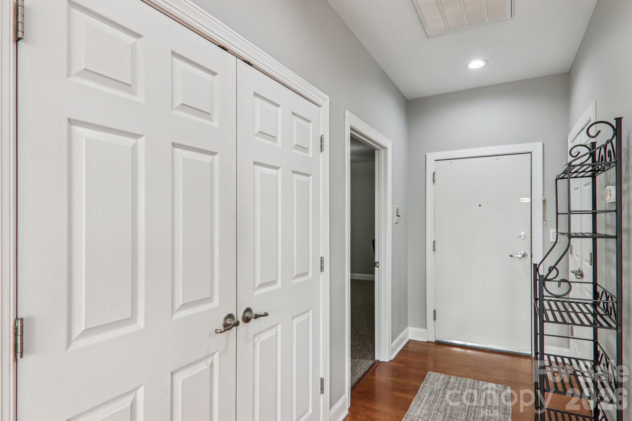 475 S Church Street E