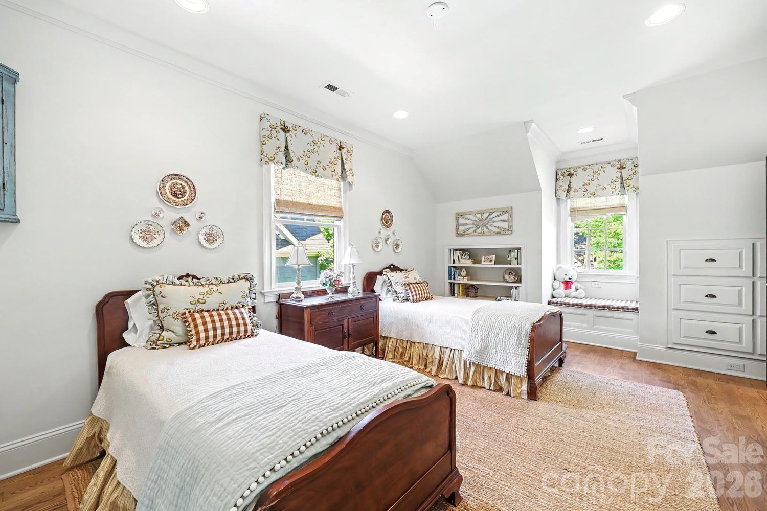 Myers Park - Residential