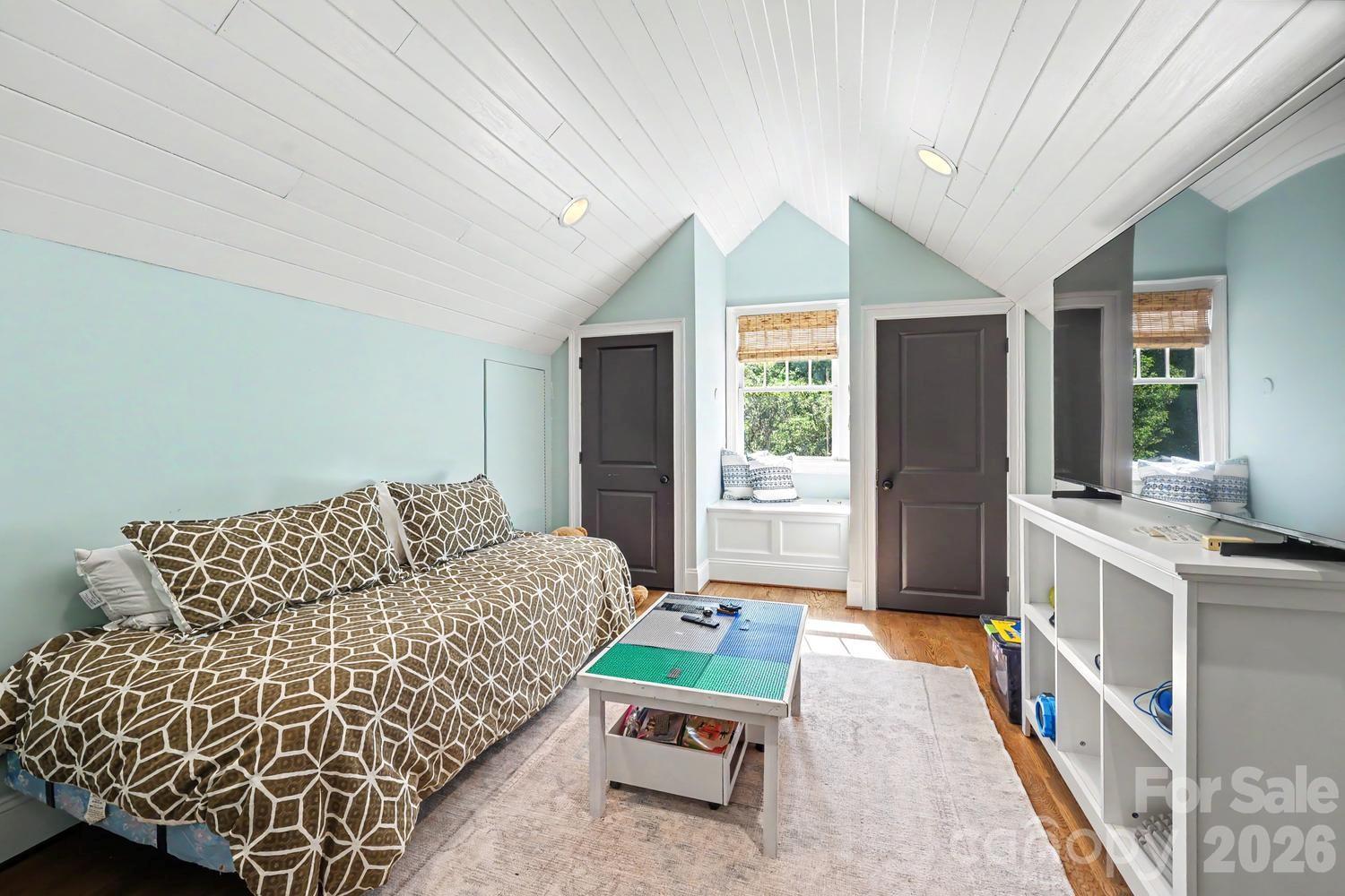 Myers Park - Residential