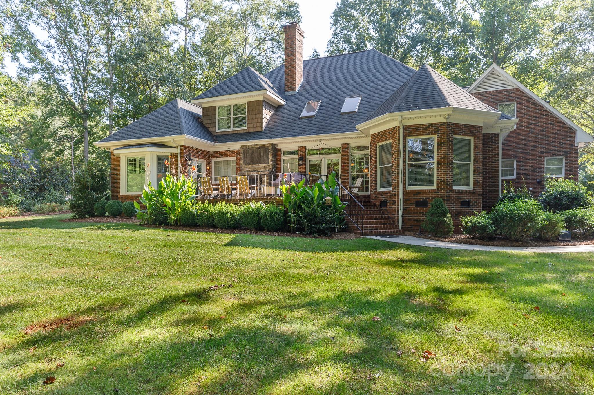 Meadow Lakes II - Residential