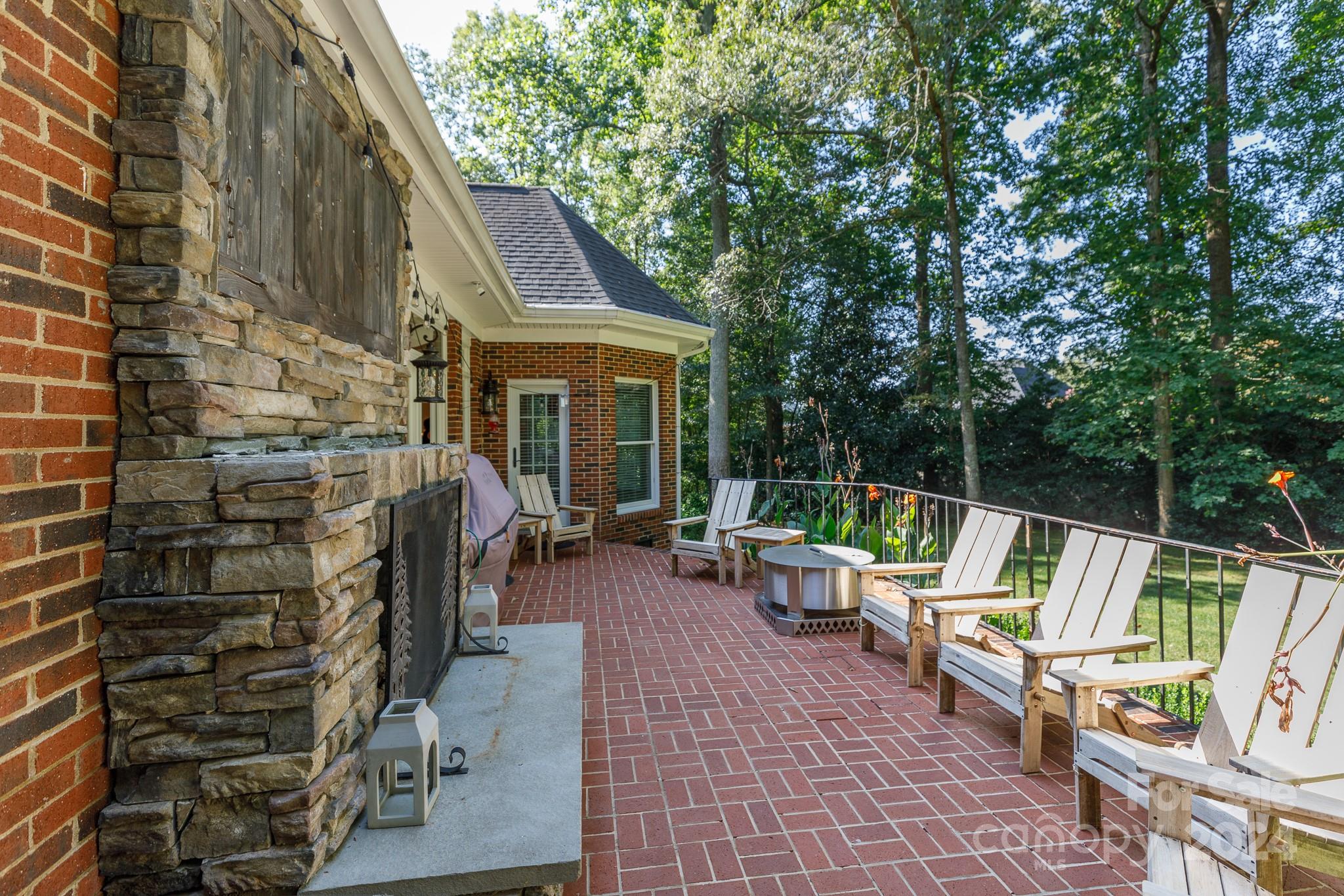 Meadow Lakes II - Residential