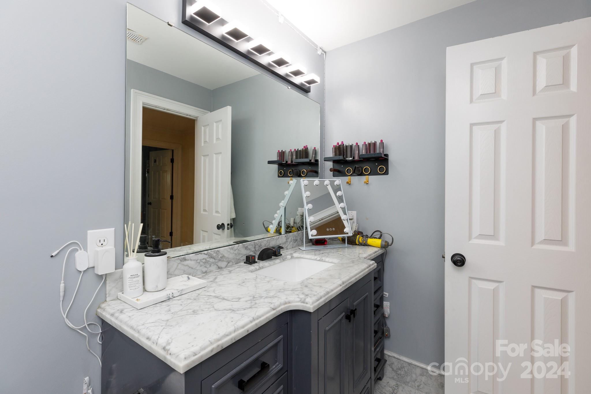 Meadow Lakes II - Residential