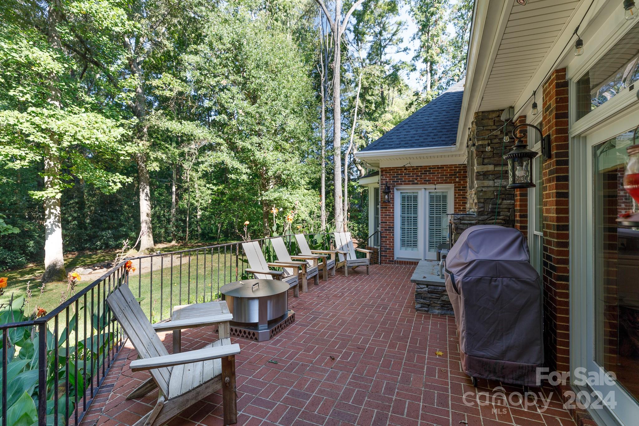 Meadow Lakes II - Residential