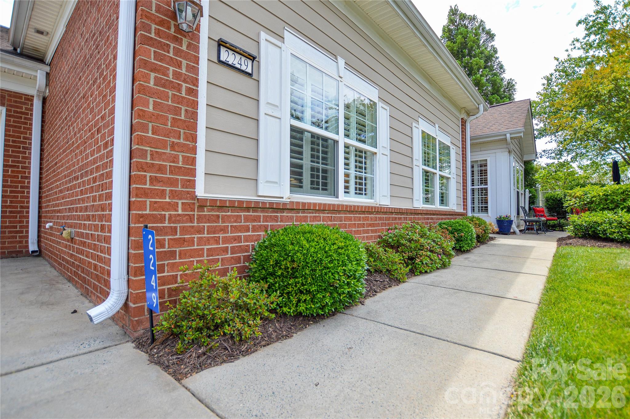 2249 N Castle Court