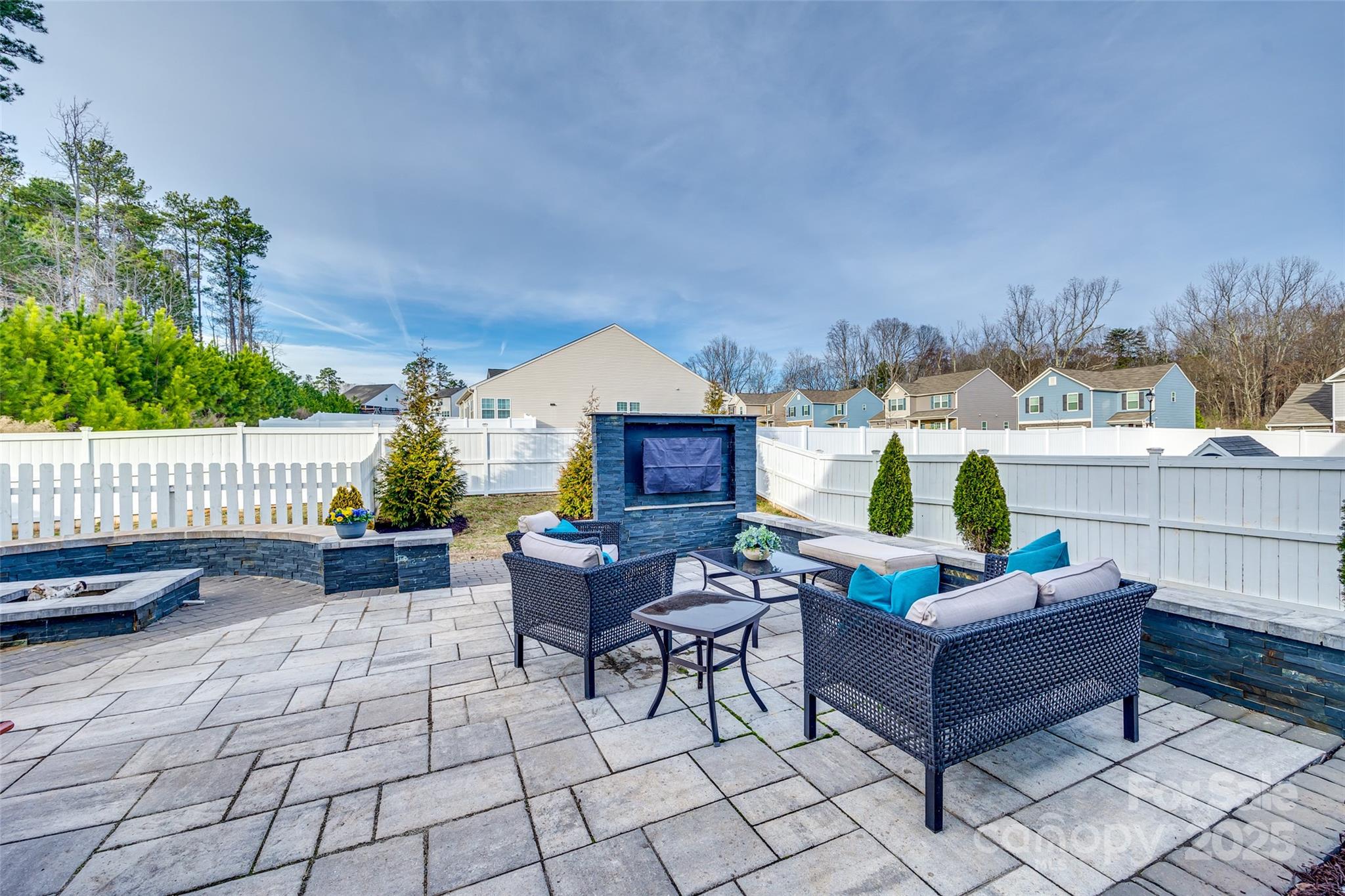 Austen Lakes - Residential