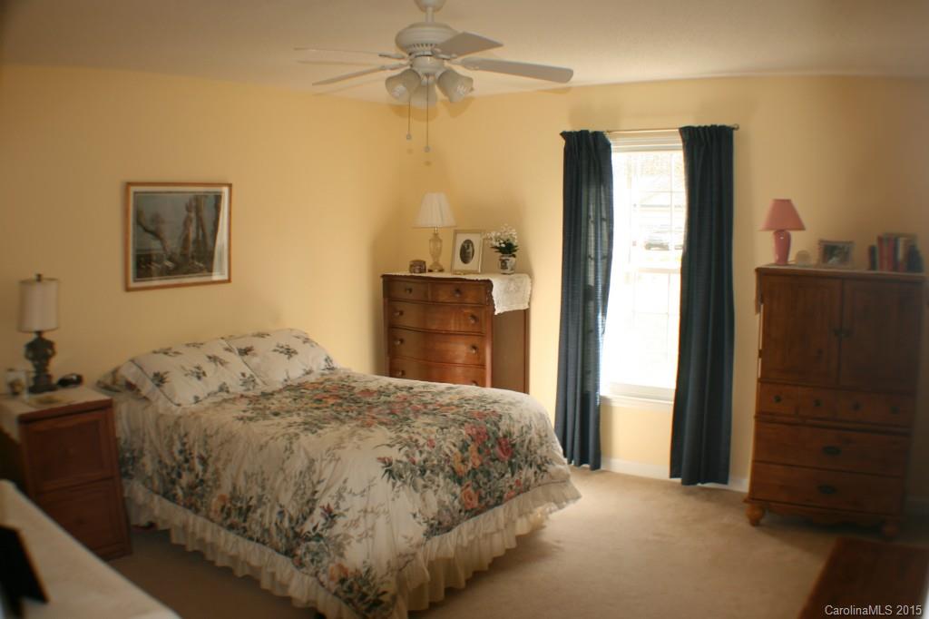 Brentwood Acres - Residential