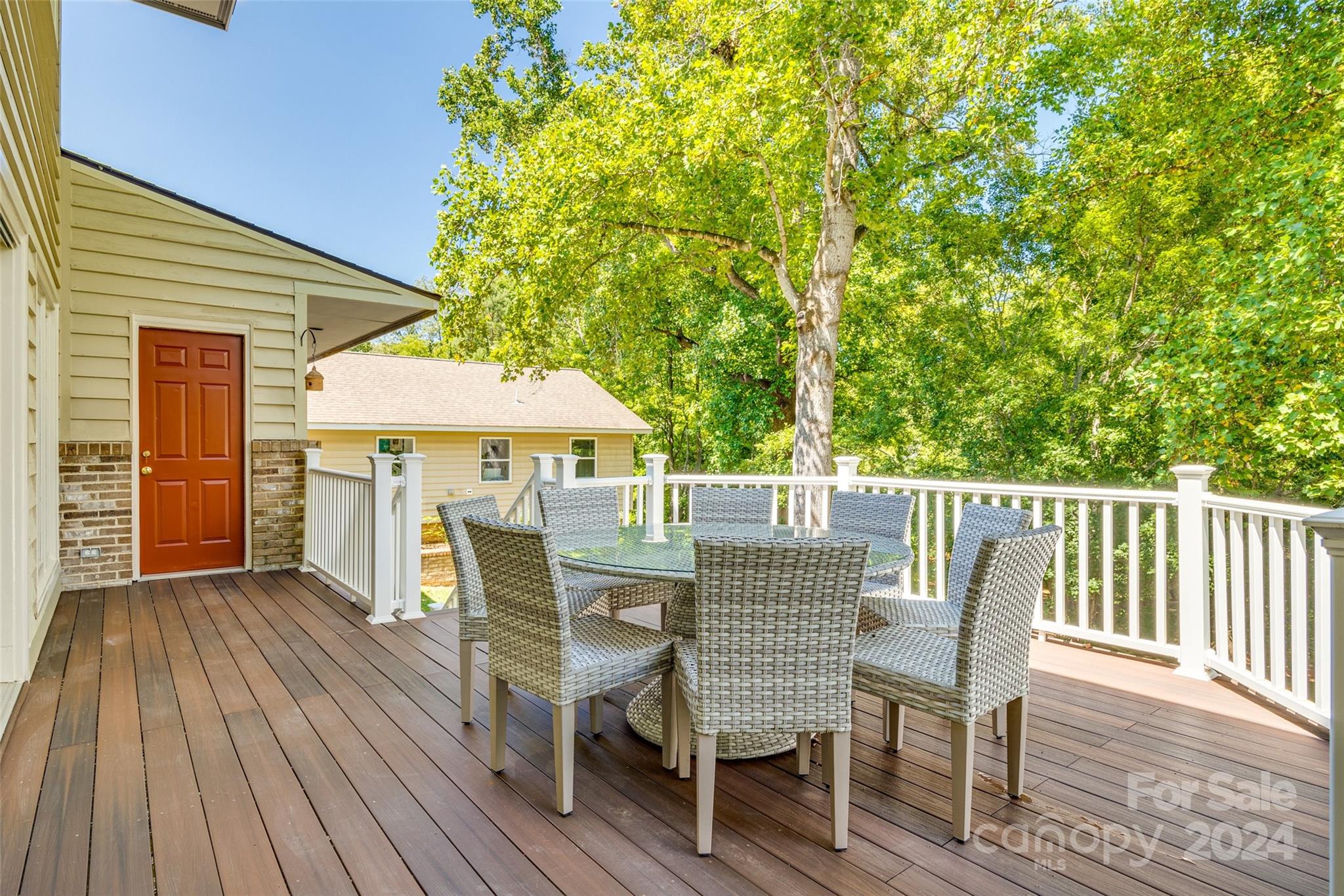 Meadowind - Residential